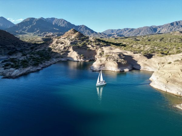 NAVEGAR EN VELEROS EN POTRERILLOS